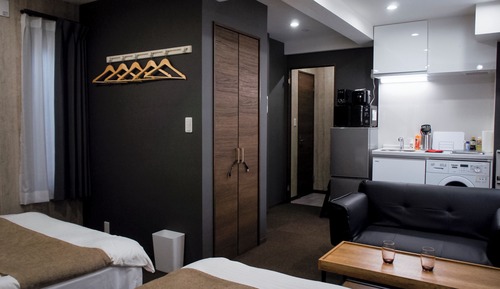 [Max 4 guest] 1R 30sqm 3beds, 5 min to nearby station (Shinjuku East 201)