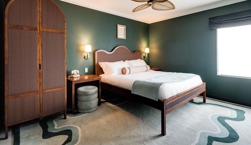 Superior Room, 1 King Bed