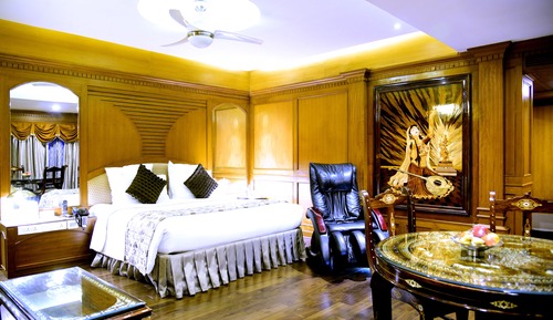 Premier Suite