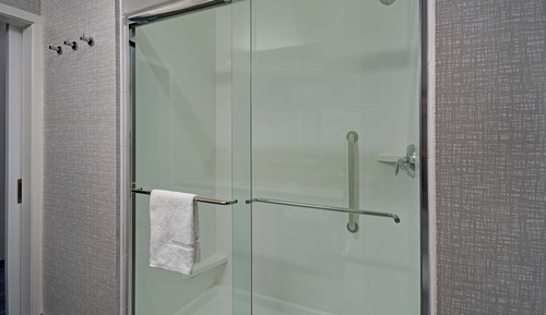Room, 1 King Bed, Accessible (Hearing)