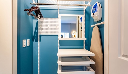 Suite, 1 Bedroom (Mobility/Hearing Access, Roll-In Shwr)