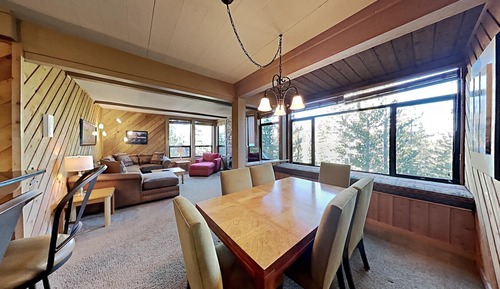 Condo, 2 Bedrooms