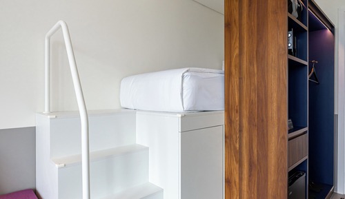 Wink Luxe Cityview