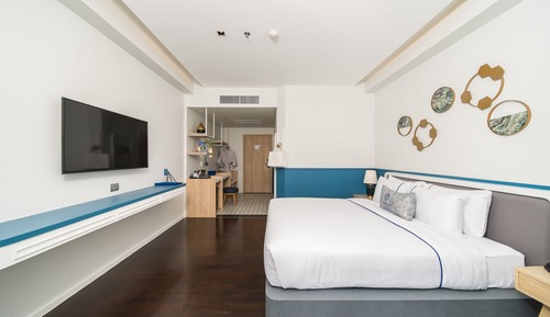 Deluxe Double Room, City View