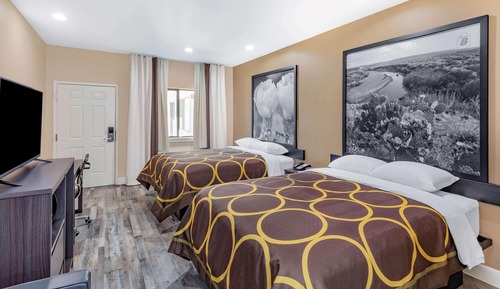 Room, 2 Queen Beds, Non Smoking (Efficiency)