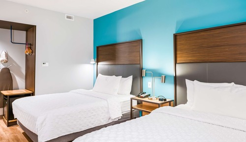 Room, 2 Queen Beds