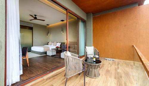 Standard Twin Room