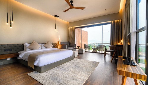 Junior Suite Room