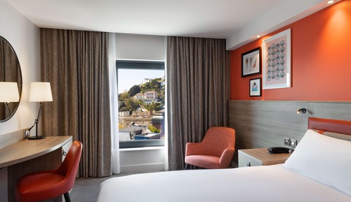 Standard Room, 1 King Bed