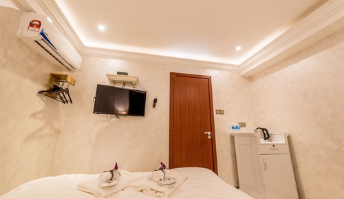 Standard Double Room (CJ 5)