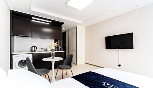 Superior Double Room (No View)