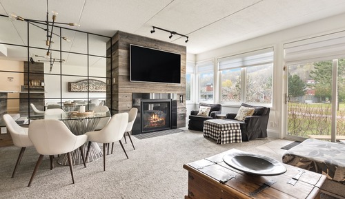 Deluxe Chalet, 2 Bedrooms (115 Cachet Crossing - No Pets Allowed)