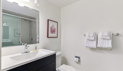 Comfort Condo, 3 Bedrooms (122 Mountain Walk - Pet Friendly)