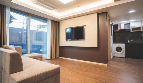 Family Royal Suite, 1 small pet allowed