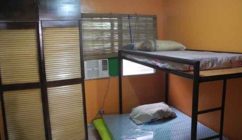 Basic Triple Room, Shared Bathroom