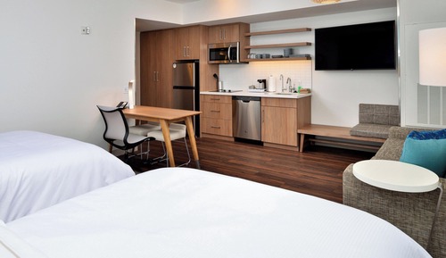 Studio, Multiple Beds