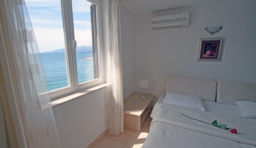 Studio, 1 Bedroom, Accessible, Terrace