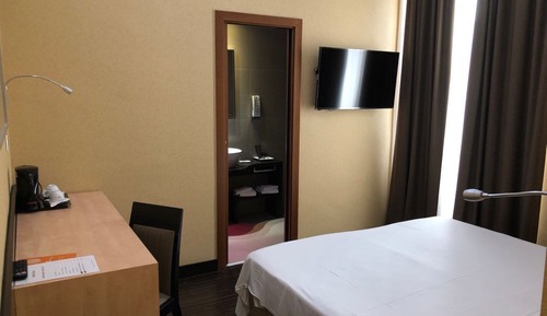 King Superior Room