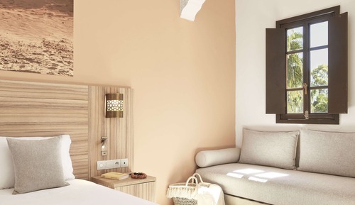 Room, Connecting Rooms (2 Adults & 2 Children)