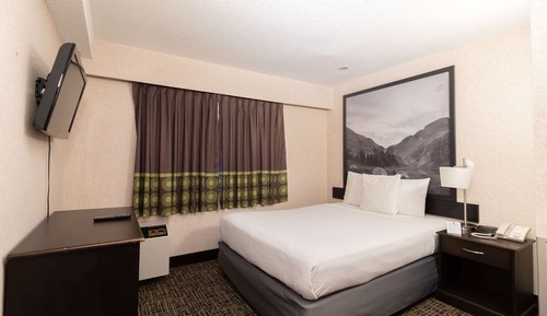 Deluxe Room, 1 Queen Bed, Non Smoking