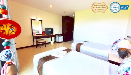 Deluxe Twin Room