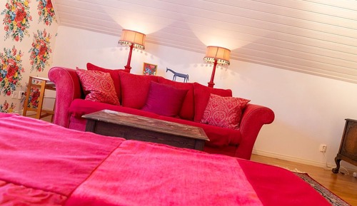 Superior Suite, 2 Bedrooms, Kitchenette, Garden View