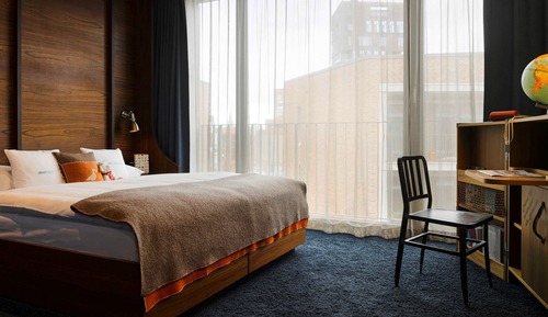 Room, 1 Double Bed (LARGE)