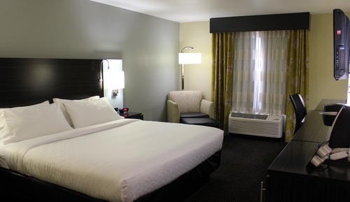 Standard Room, 1 King Bed