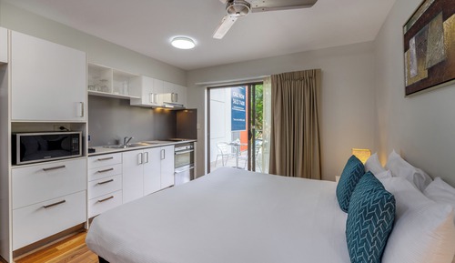 Studio Balcony Apartment