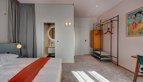 Standard Double or Twin Room, Lake View