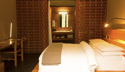 Room, 1 Queen Bed (Colonial Queen (MI - QUEN))