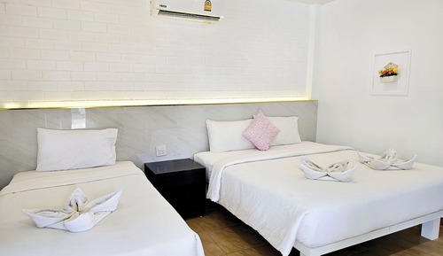 Deluxe Triple Room