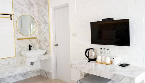 Deluxe Mable Room
