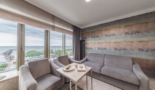 Suite, Sea View