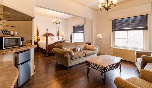 Signature Suite