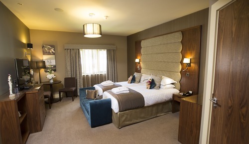 Club Room, 2 Twin Beds