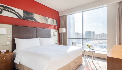 Premium Room, 1 King Bed, Smoking, Club Lounge Access