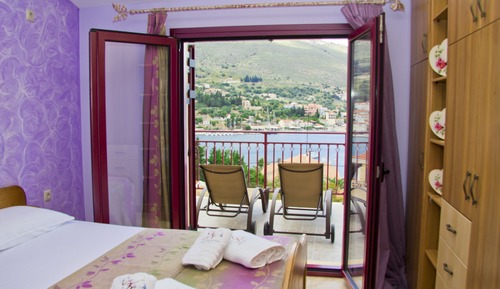 Grand House, 4 Bedrooms (Maisonette)