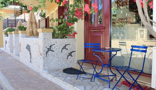 Economy Double Room, Kitchenette, Small Balcony, Ground Floor, Street View, Street Level
