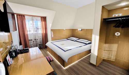 Comfort Room, 2 Bedrooms