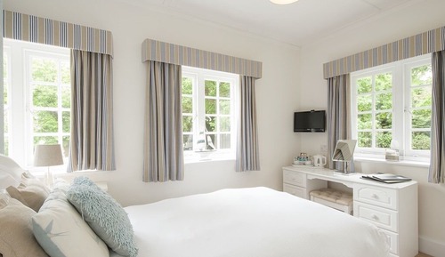 Economy Double Room, Ensuite (501)