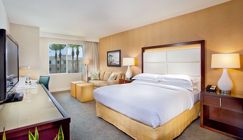 Room, 1 King Bed with Sofa bed, Non Smoking, Ocean View