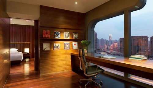 Andaz Suite