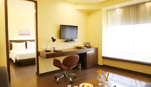 Suite, 1 King Bed