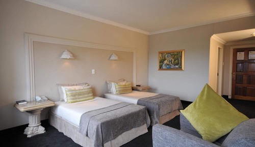 Deluxe Twin Room