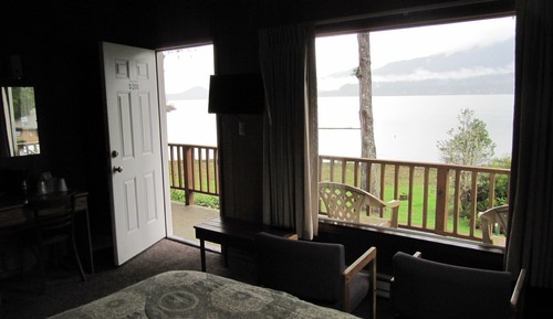 Inn Room, 1 Queen, Lakeview