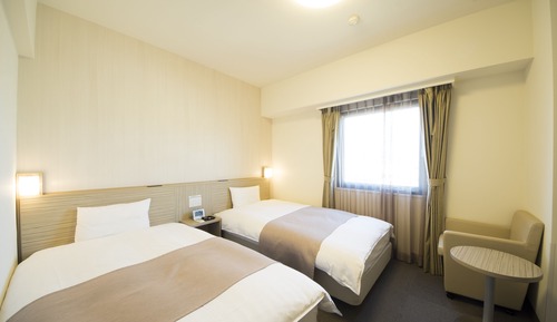 Twin Room, 2 Bedrooms W/4 nights Non Smoking(No cleaning)