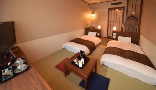 Moderate Twin Room + Tatami, Non Smoking (21sqm)