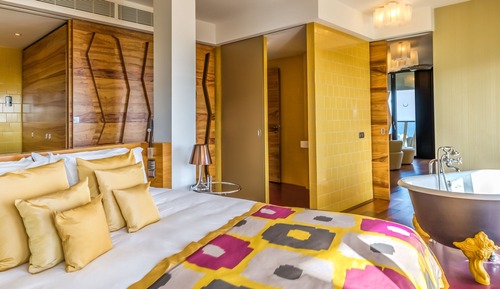 Sky Suite