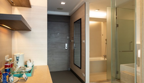 Deluxe Room, City View